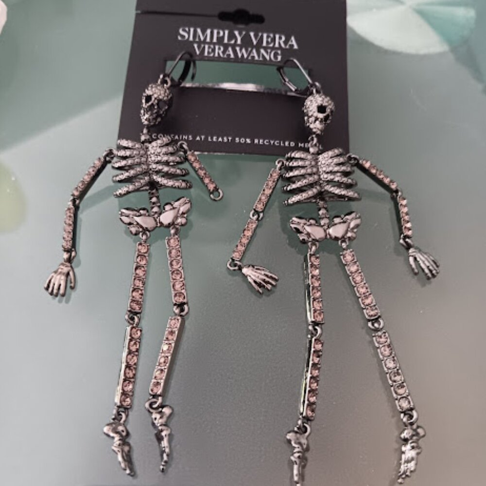 VERA WANG Halloween Goth Gunmetal/Rhinestone Articulated Skeleton Earrings**NEW - Picture 3 of 3